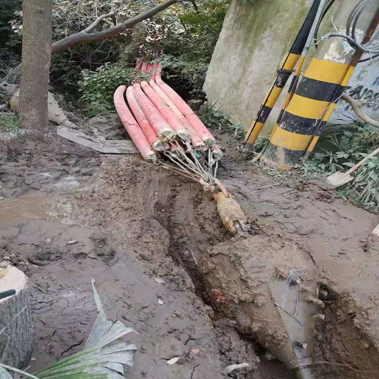 后湖管理区拖拉管